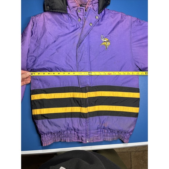 Minnesota Vikings Game Day /Logo 7 purple puffer hooded Jacket Large 14-16 Youth - Picture 13 of 16